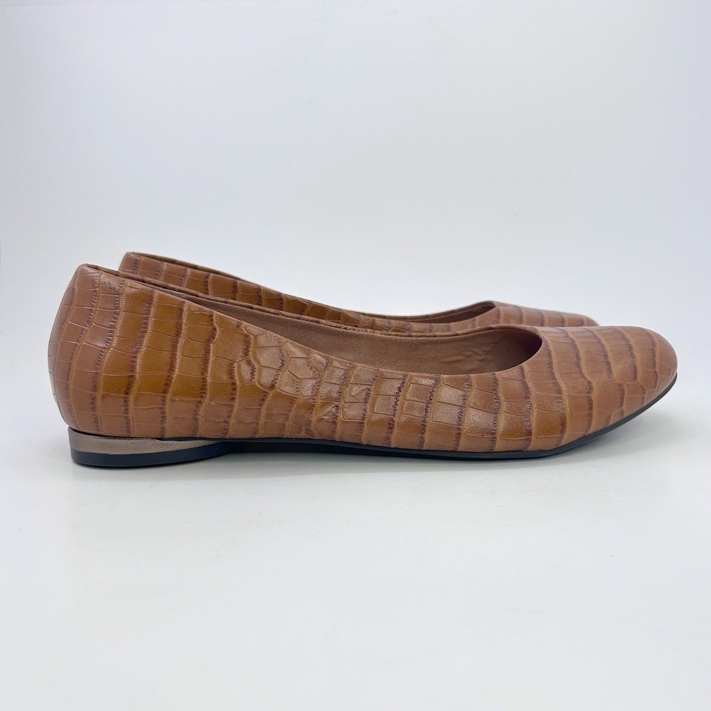 Vionic Hannah Croc Flats Size 9 Brown Embossed Ballet Shoes Work Comfort Slip On - Picture 7 of 12